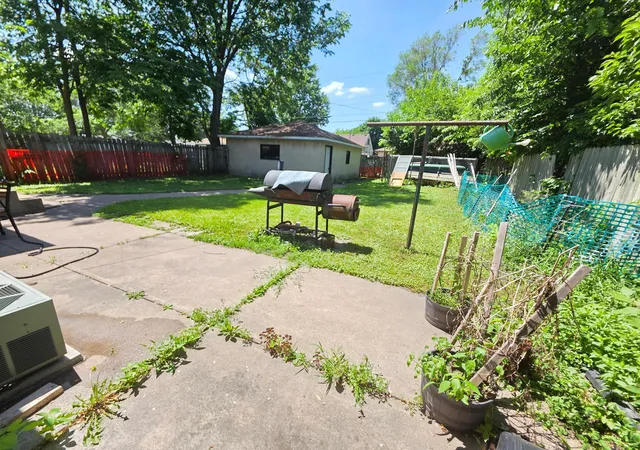Photo 3 of Single family home for sale at 4929 Queen Ave N, Minneapolis, MN 55430 | MLS# 7087581 | Listing updated on 2026-07-01