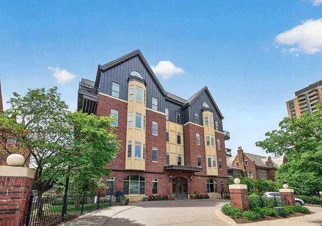 Photo 3 of Condo for sale at 301 Clifton Ave #1A, Minneapolis, MN 55403 | MLS# 7087592 | Listing updated on 2026-08-18
