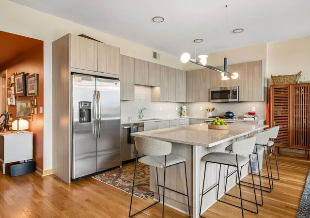 Photo 4 of Condo for sale at 1240 S 2nd Street #828, Minneapolis, MN 55415 | MLS# 7087644 | Listing updated on 2026-08-28