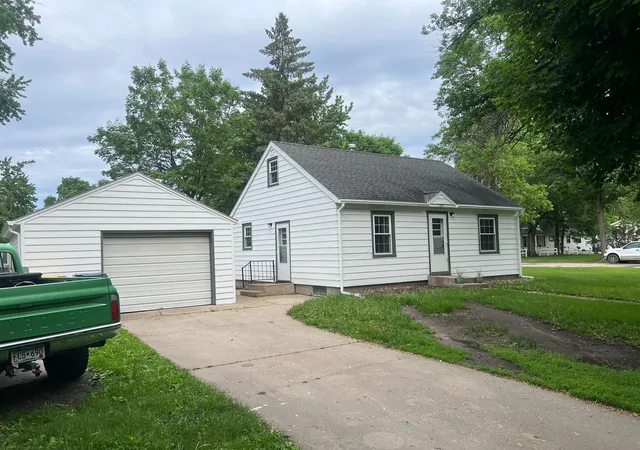 Homes for sale in Litchfield, MN | 327 N Gilman Ave, Litchfield, MN 55355 | MLS# 7087661