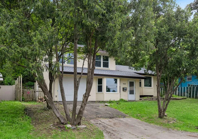 2nd image of 54 King St W, Saint Paul, MN 55107 | MLS# 7087671