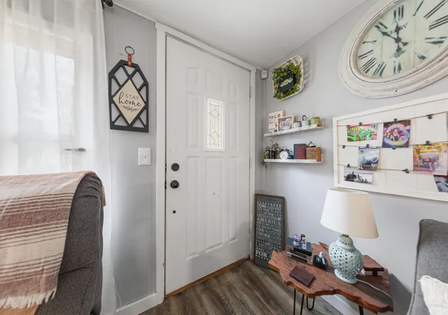 Photo 4 of Single family home for sale at 711 Saint Thomas Ave, Albert Lea, MN 56007 | MLS# 7087711 | Listing updated on 2026-09-01