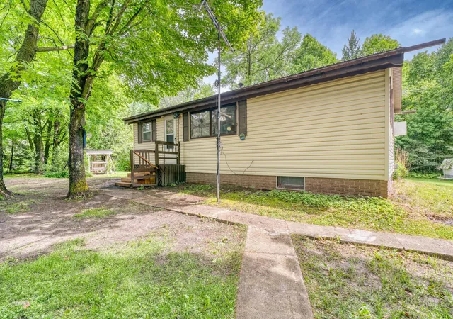 Photo 2 of Single family home for sale at 48215 Hawthorn Dr, Deer River, MN 56636 | MLS# 7087795 | Listing updated on 2026-09-02