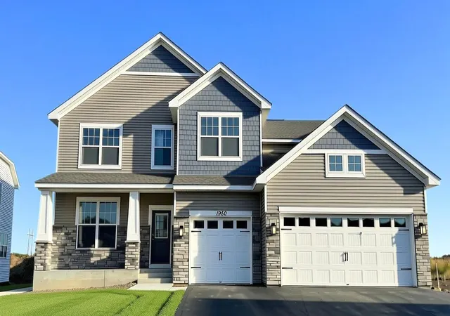 Photo 1 of Single family home for sale at 1950 Shady View Ct, Shakopee, MN 55379 | MLS# 7087853 | Listing updated on 2026-10-22