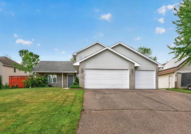 Photo 3 of Single family home for sale at 7060 137th Avenue NW, Anoka, MN 55303 | MLS# 7087907 | Listing updated on 2026-09-07