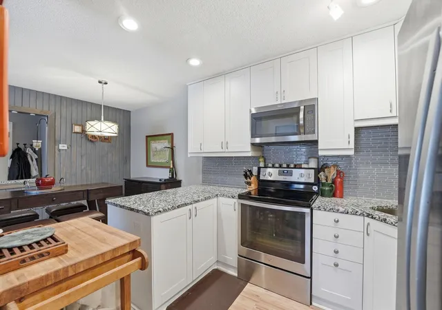 Homes for sale in Mound, MN | 5440 Three Points Blvd #523, Mound, MN 55364 | MLS# 7087932