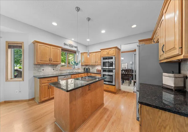 Homes for sale in Eagan, MN | 3667 Woodland Trl, Eagan, MN 55123 | MLS# 7087958
