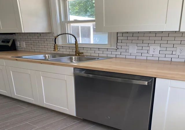 5th image of 705 11Th St Sw, Willmar, MN 56201 | MLS# 7087968