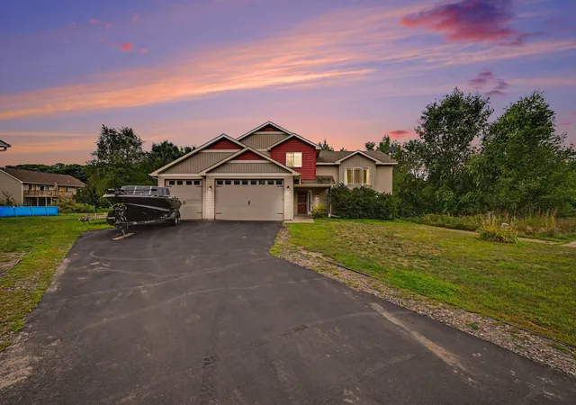 Photo 1 of Sale Pending at 820 Kelly St, Circle Pines, MN 55014 | MLS# 7087986 | Listing updated on 2026-10-04