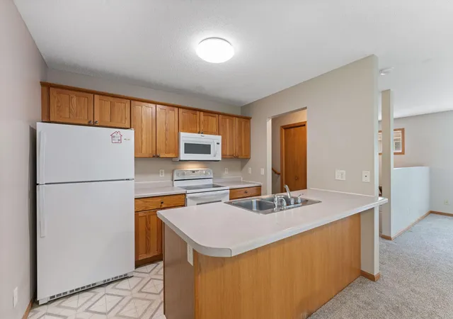 Homes for sale in New Brighton, MN | 1380 Silver Lake Rd Nw, New Brighton, MN 55112 | MLS# 7087991