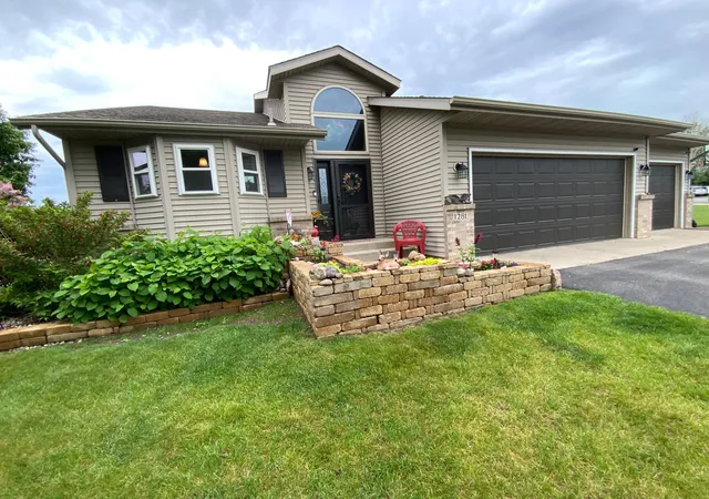 3rd image of 1281 Agate Ct, Sauk Rapids, MN 56379 | MLS# 7088063