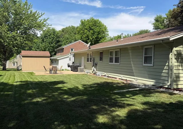 Photo 3 of Single family home for sale at 401 W Crawford St, Luverne, MN 56156 | MLS# 7088081 | Listing updated on 2026-08-27