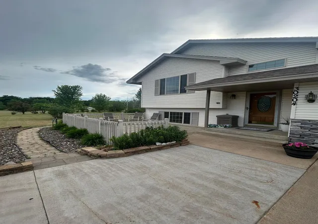 Homes for sale in Princeton, MN | 30204 118th St Nw, Princeton, MN 55371 | MLS# 7088186