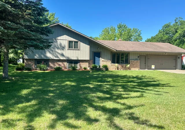 Homes for sale in Royalton, MN | 813 N Birch St, Royalton, MN 56373 | MLS# 7088210