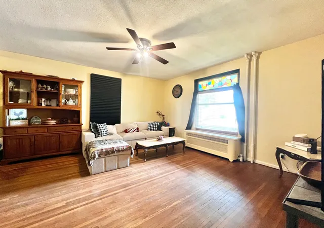 Photo 4 of Single family home for sale at 313 E 5th Street, Redwood Falls, MN 56283 | MLS# 7088231 | Listing updated on 2026-09-30