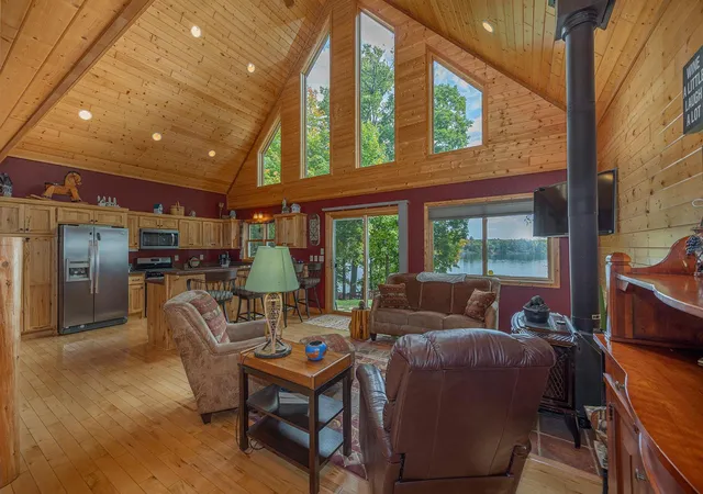4th image of 421 Goshawk Ln Nw, Hackensack, MN 56452 | MLS# 7088258