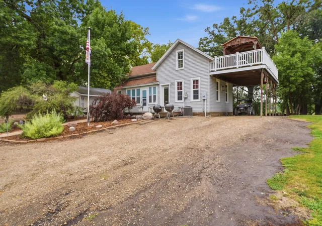 Photo 3 of Single family home for sale at 5861 Highway 71 NE, Willmar, MN 56201 | MLS# 7088276 | Listing updated on 2026-08-26