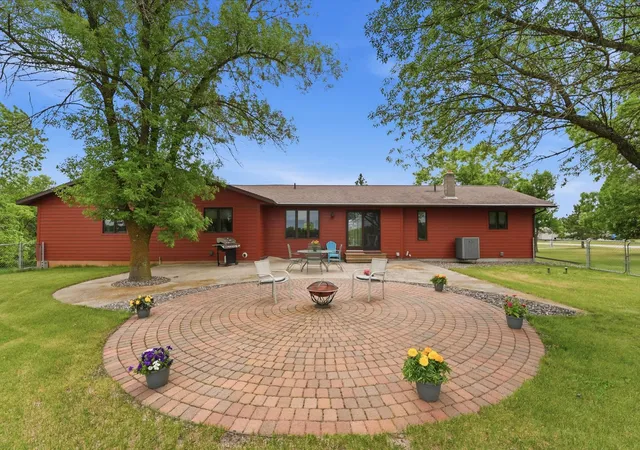 Photo 3 of Single family home for sale at 23801 County Rd 9 Ne, New London, MN 56273 | MLS# 7088285 | Listing updated on 2026-07-14