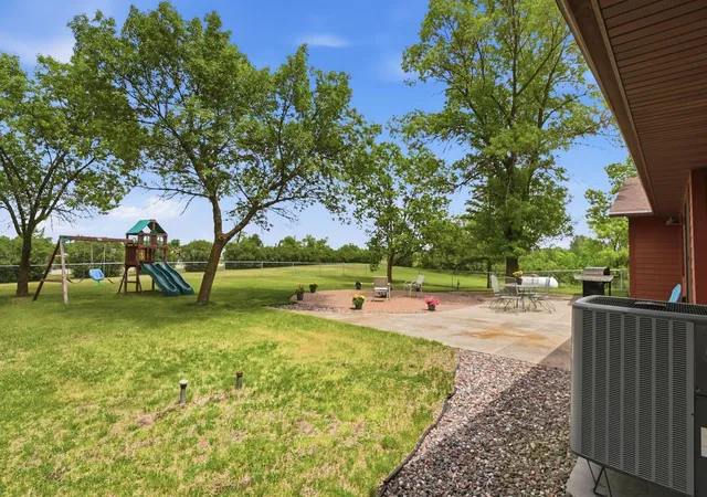 Photo 4 of Single family home for sale at 23801 County Rd 9 NE, New London, MN 56273 | MLS# 7088285 | Listing updated on 2026-07-14