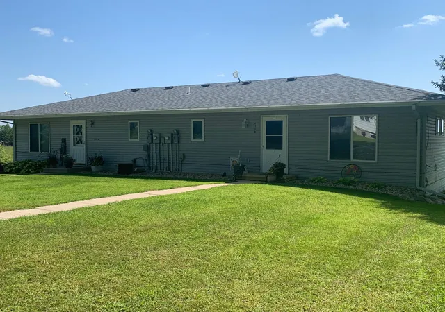 Homes for sale in Willmar, MN | 850 30Th Ave Nw, Willmar, MN 56201 | MLS# 7088336