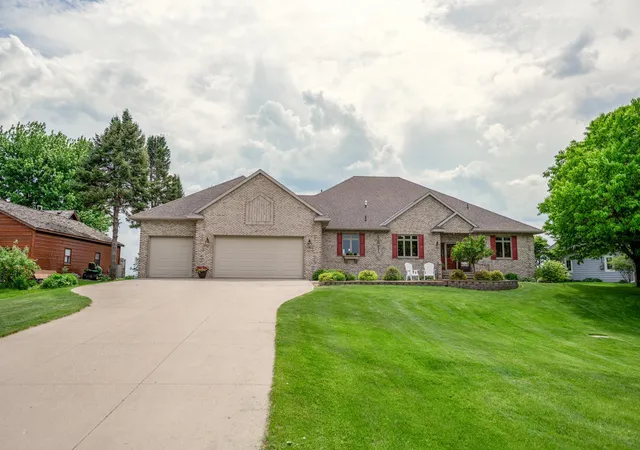 Homes for sale in Spicer, MN | 191 137th Ave Nw, Spicer, MN 56288 | MLS# 7088371