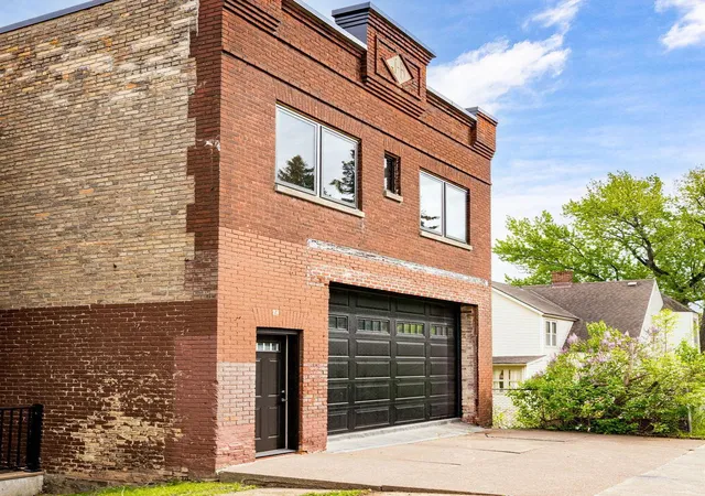 1st image of 24 W 5th Street, Duluth, MN 55806 | MLS# 7088390