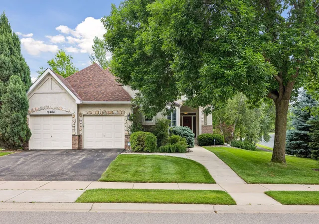 Homes for sale in Eden Prairie, MN | 18464 Farmstead Cir, Eden Prairie, MN 55347 | MLS# 7088396