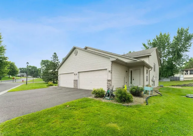Photo 27 of Single family home for sale at 11109 Frankfort Pkwy Ne, Saint Michael, MN 55376 | MLS# 7088398 | Listing updated on 2026-09-04