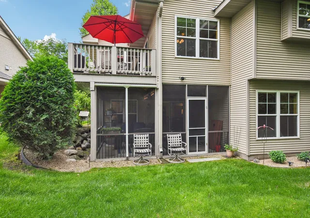 Homes for sale in Woodbury, MN | 1026 Saint Johns Bay, Woodbury, MN 55129 | MLS# 7088407