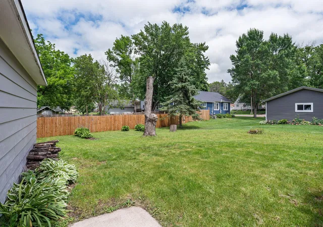 Homes for sale in Waseca, MN | 213 7th Ave Ne, Waseca, MN 56093 | MLS# 7088432