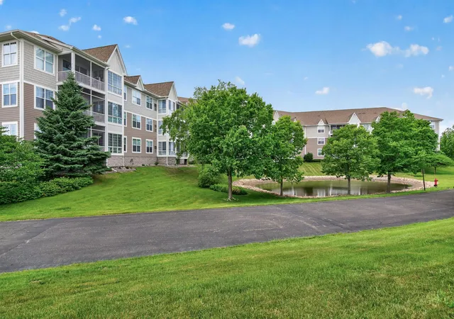 27th image of 100 Clydesdale Trl #329, Hamel, MN 55340 | MLS# 7088448