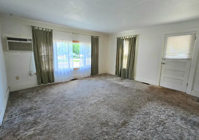 5th image of 213 E Fremont St, Spring Valley, MN 55975 | MLS# 7088519