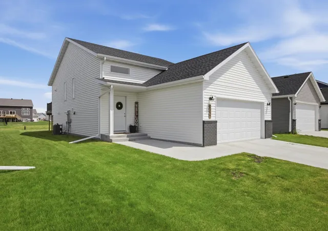 3rd image of 6321 Saint Ann Ave, Horace, ND 58047 | MLS# 7088521