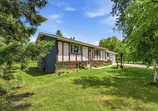 2nd image of 670 23rd Ave Ne, Sauk Rapids, MN 56379 | MLS# 7088526