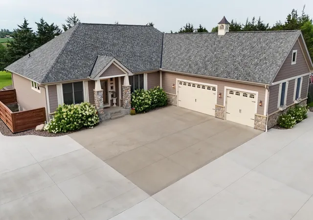Photo 3 of Single family home for sale at 18270 184th Avenue Nw, Big Lake, MN 55309 | MLS# 7088556 | Listing updated on 2026-10-22