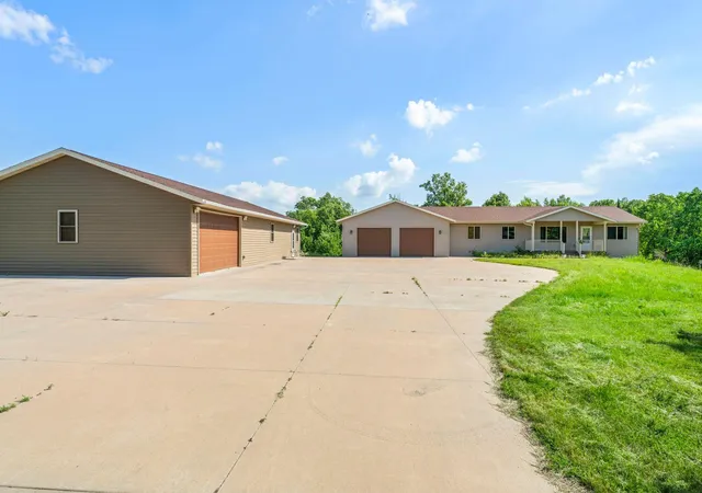 Homes for sale in Browerville, MN | 24647 340th St, Browerville, MN 56438 | MLS# 7088560
