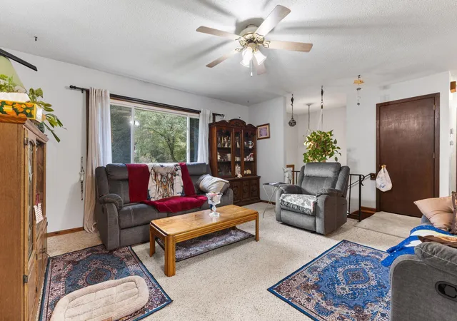 Photo 4 of Single family home for sale at 20091 Red Wing Blvd, Hastings, MN 55033 | MLS# 7088577 | Listing updated on 2026-10-02