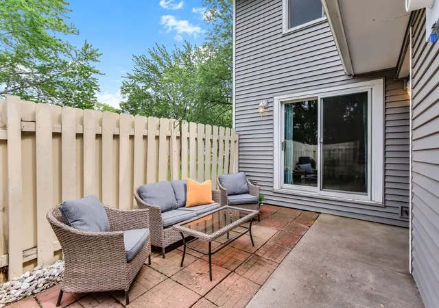 2nd image of 7604 Rimbley Rd, Saint Paul, MN 55125 | MLS# 7088633