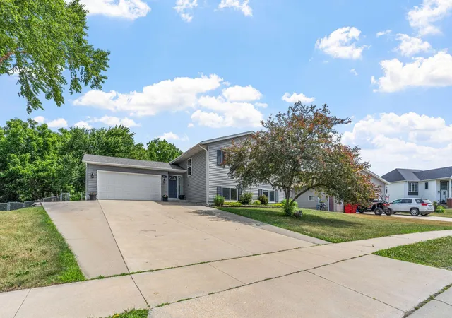 Photo 2 of Sale Pending at 114 Lillie Ln Se, Pine Island, MN 55963 | MLS# 7088674 | Listing updated on 2026-10-02