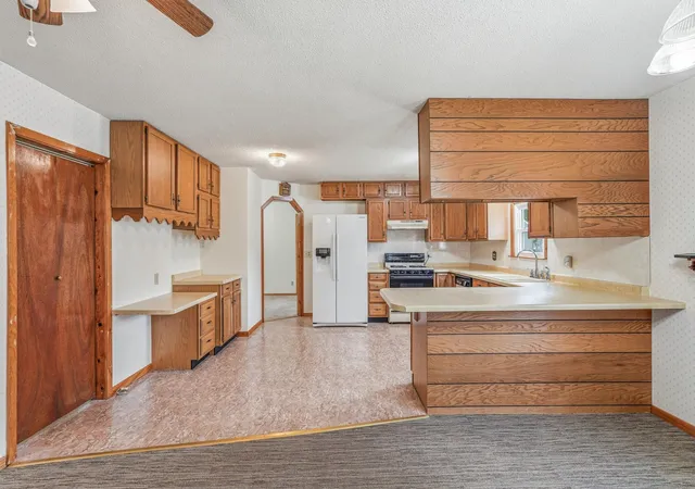 Homes for sale in Columbia Heights, MN | 5011 Monroe St Ne, Columbia Heights, MN 55421 | MLS# 7088677