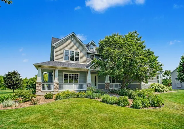 1st image of 646 Tribute Pkwy, River Falls, WI 54022 | MLS# 7088747