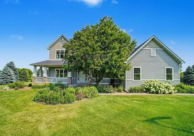 Homes for sale in River Falls, WI | 646 Tribute Pkwy, River Falls, WI 54022 | MLS# 7088747