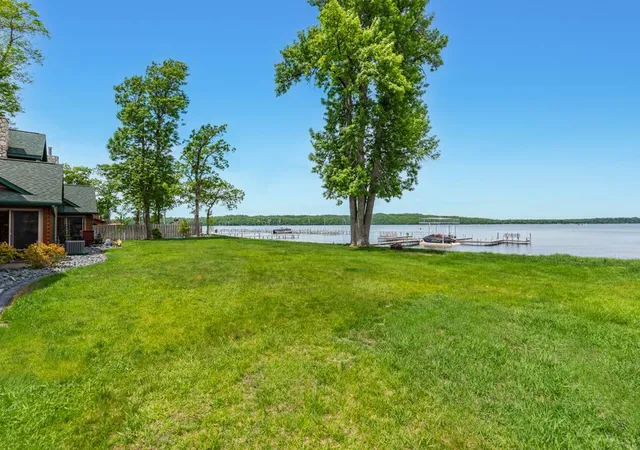 Photo 3 of Single family home for sale at 10442 Gull Point Rd, Brainerd, MN 56401 | MLS# 7088789 | Listing updated on 2026-08-19
