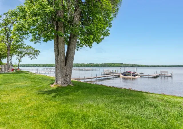 Photo 4 of Single family home for sale at 10442 Gull Point Rd, Brainerd, MN 56401 | MLS# 7088789 | Listing updated on 2026-08-19