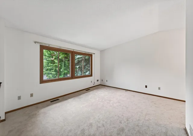 Homes for sale in Shoreview, MN | 5955 Fernwood St, Shoreview, MN 55126 | MLS# 7088844
