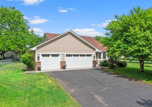 1st image of 9840 Kirkwood Ln N, Maple Grove, MN 55369 | MLS# 7088857