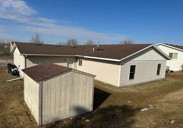 Photo 2 of Single family home for sale at 4552 Manor Brk Dr Nw, Rochester, MN 55901 | MLS# 7088874 | Listing updated on 2026-08-05