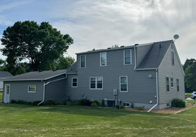 Homes for sale in Olivia, MN | 405 N 11Th St, Olivia, MN 56277 | MLS# 7088897