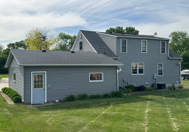 Homes for sale in Olivia, MN | 405 N 11Th St, Olivia, MN 56277 | MLS# 7088897