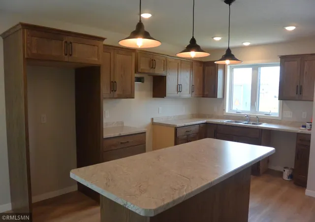 Photo 3 of Single family home for sale at 1506 Elsie Dr N, Glencoe, MN 55336 | MLS# 7088956 | Listing updated on 2026-09-29